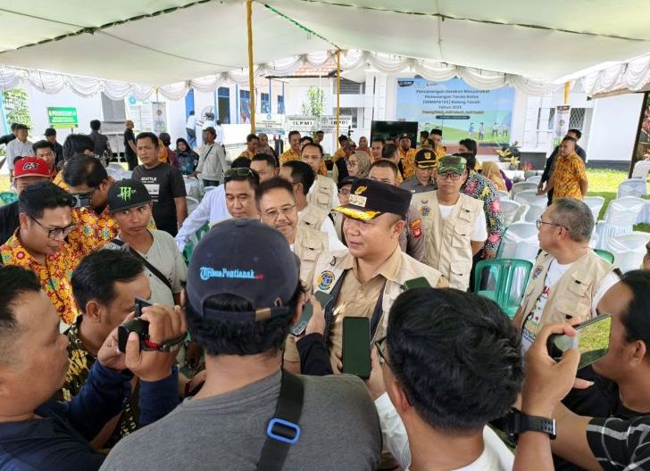 1754547617_bupati_ketapang_buka_gemapatas_2025_di_muara_pawan