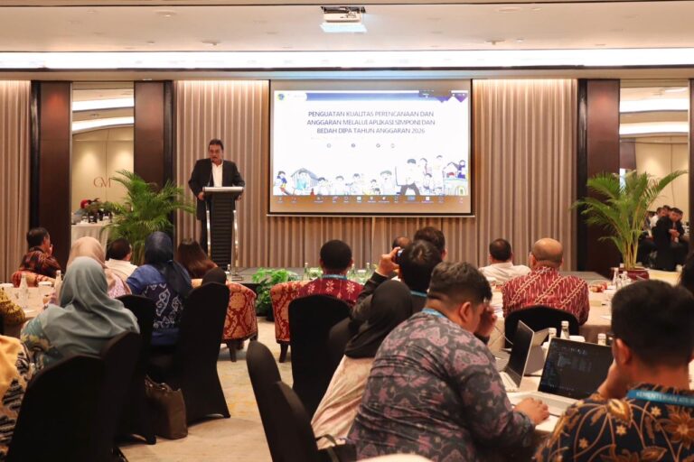 de2755a6-b080-4c22-9640-b2b1320f61c0