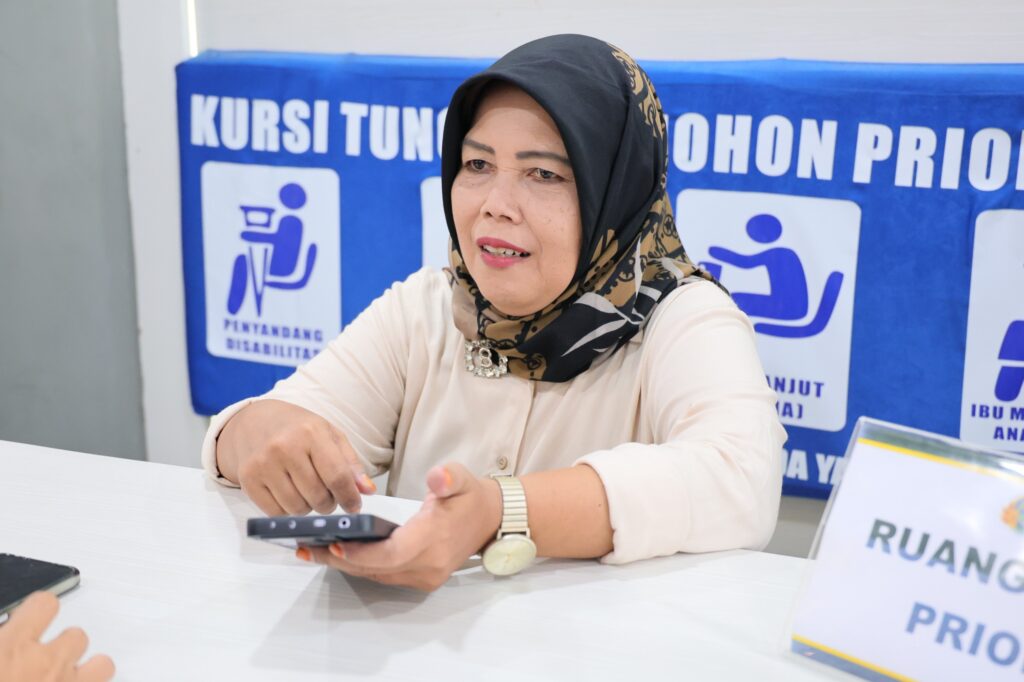 f71b0510-8c11-460a-a543-49db4461b2d3