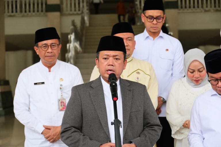 87c937d0-5f65-4b64-97f8-f767cc47c06b