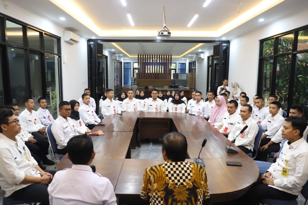 e91515c0-003e-438f-9315-18e1ff4b8c5f