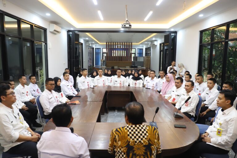 e91515c0-003e-438f-9315-18e1ff4b8c5f