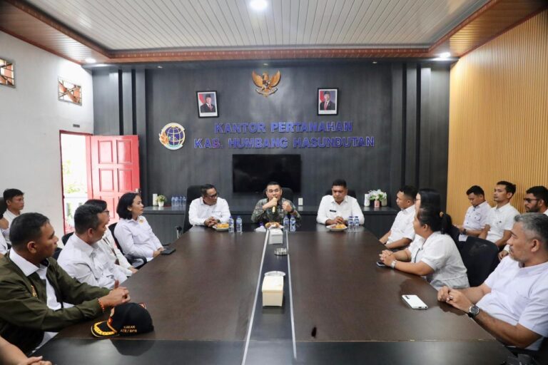 a25e3c60-a550-4647-a050-f780f684c884